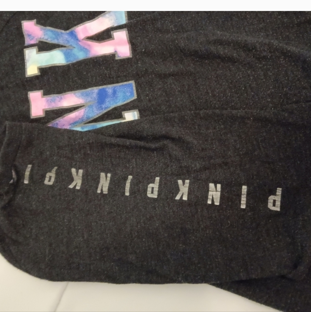 Bundle Vs Pink Clothing - image 3